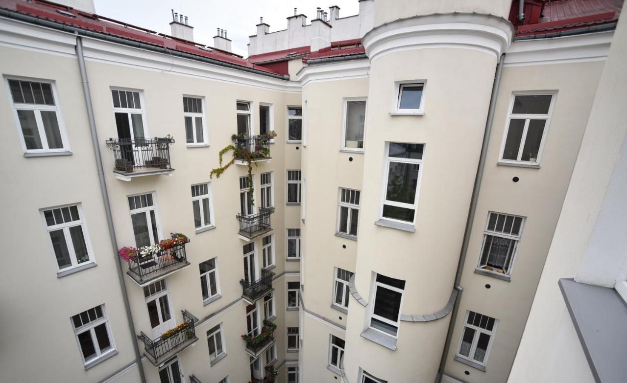 Апартаменти Shortstaypoland Poznanska